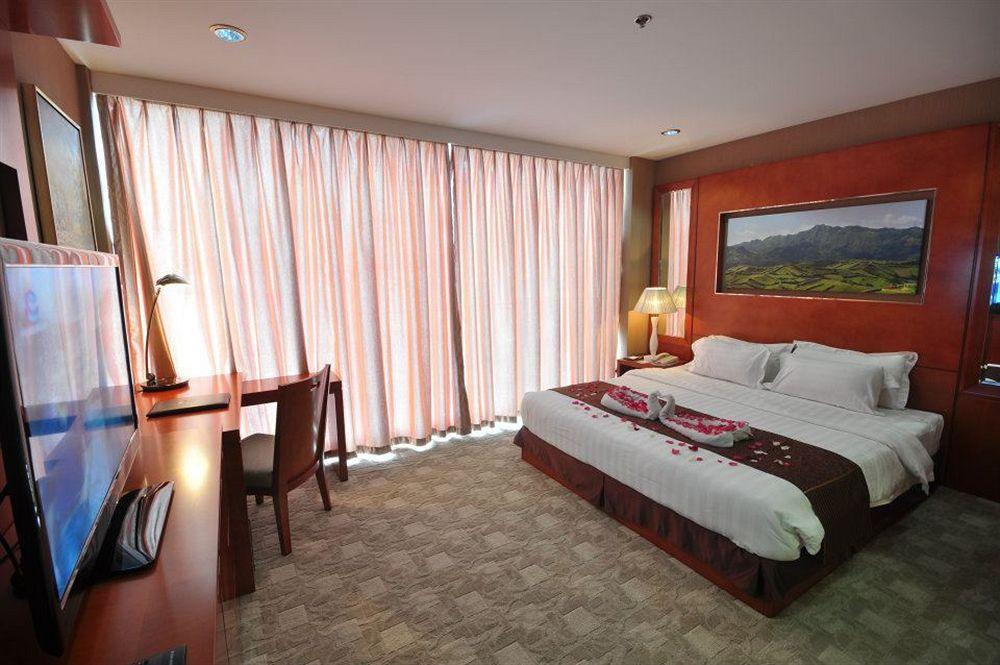 Sunlight Hotel Puerto Princesa Extérieur photo