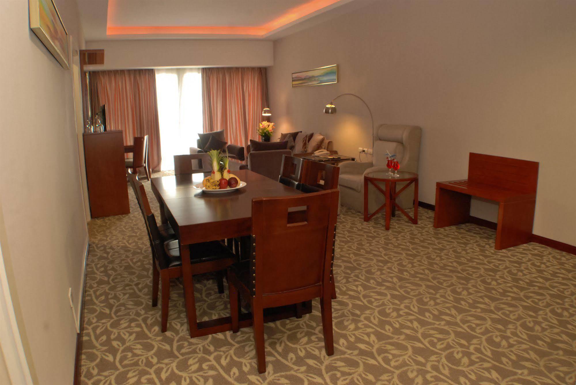 Sunlight Hotel Puerto Princesa Extérieur photo