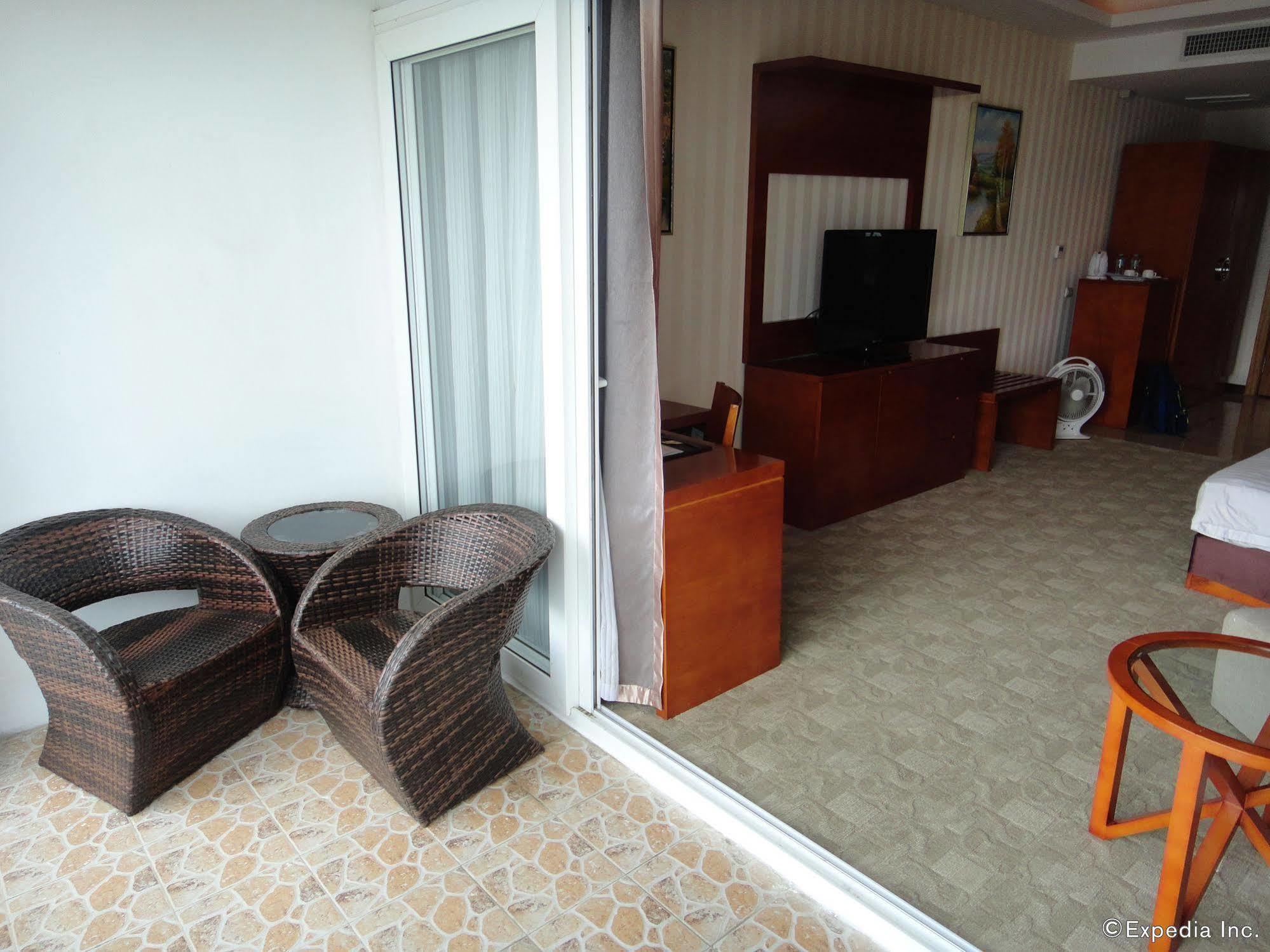 Sunlight Hotel Puerto Princesa Extérieur photo